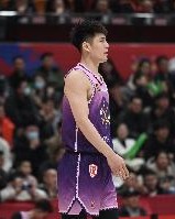 媒体人：陈国豪接近以超级B类合同加盟广东