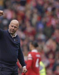 首轮4名首发球员迎英超首秀，利物浦是92-93赛季来第一个卫冕冠军