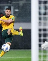 榜首之争沙特顶住澳洲肉搏 混乱局势让多队受益？