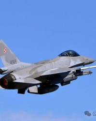 开云体育-美国驻秘鲁大使：秘鲁采购的F-16战机2029年交付；秘鲁总统称推迟购买，两名部长因此辞职，秘鲁及美国官员：推迟购买危及秘鲁国家安全